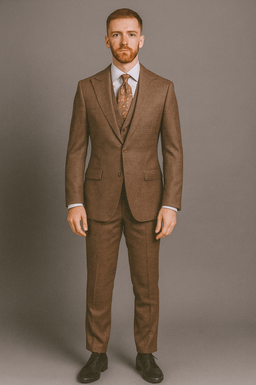 Vitali Three- Piece Suit Brown